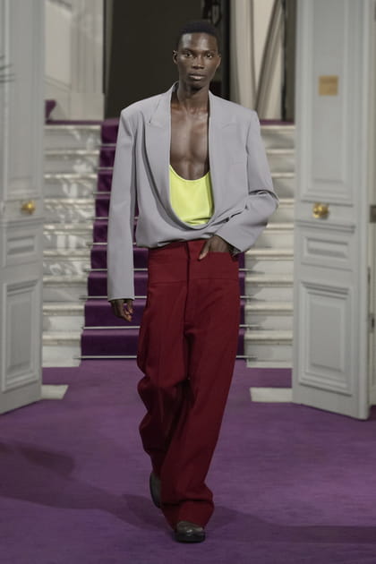 Look 49&nbsp;du d&eacute;fil&eacute; Valentino haute couture printemps-&eacute;t&eacute; 2024