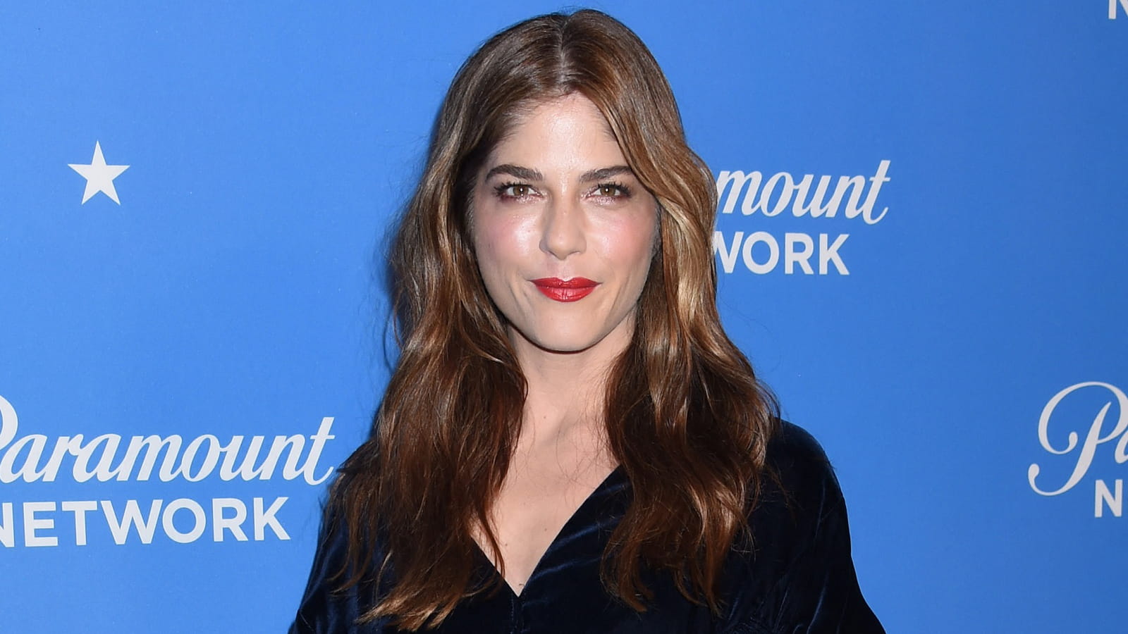 Selma Blair, brune