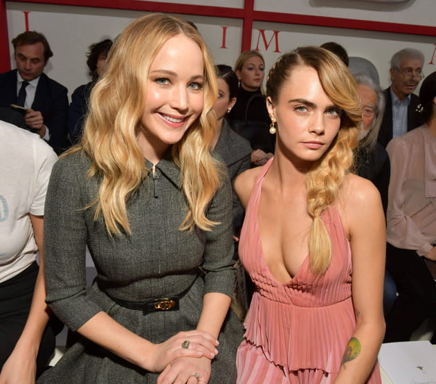 Jennifer Lawrence et Cara Delevingne au show Dior