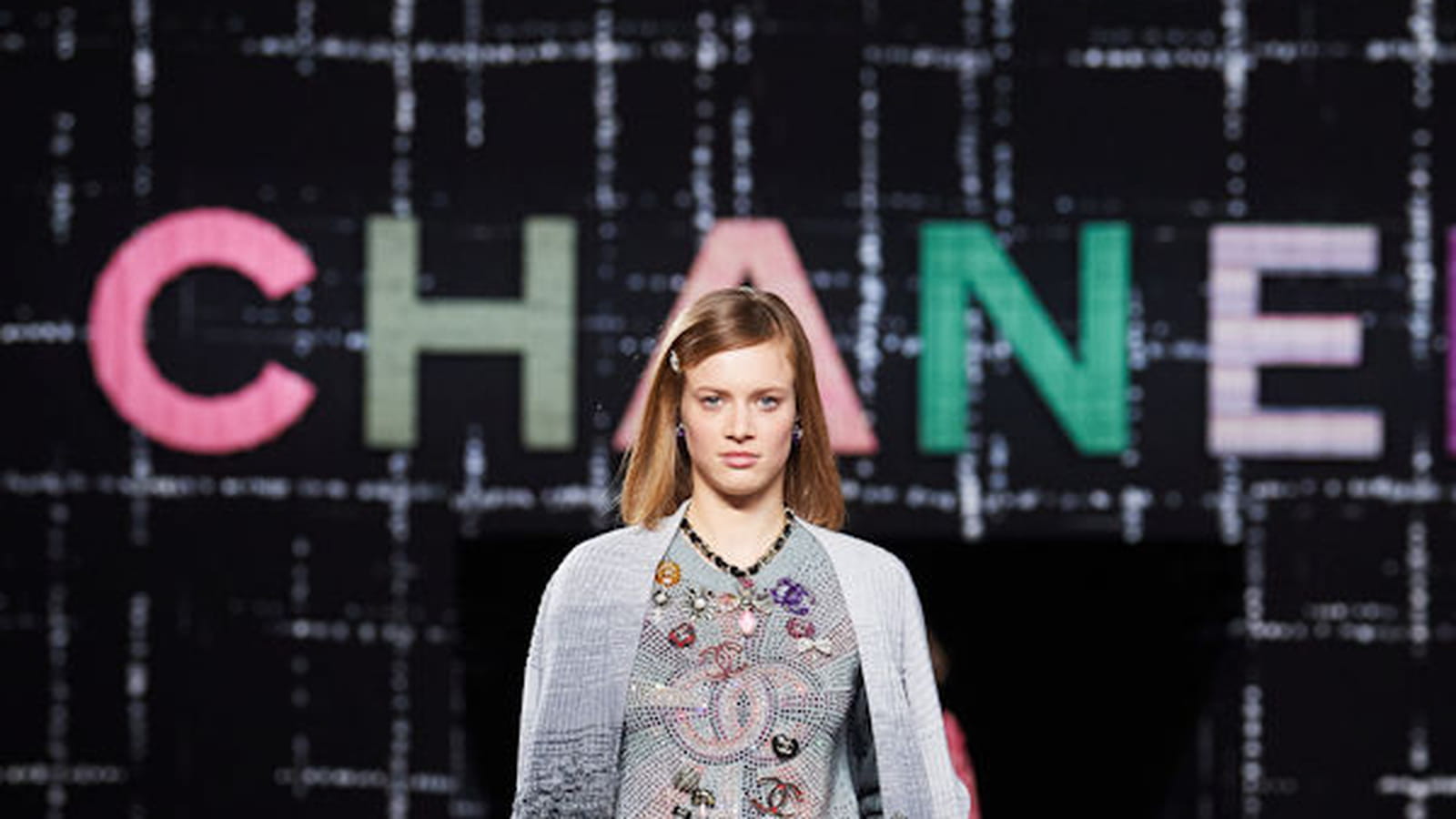 Look 27