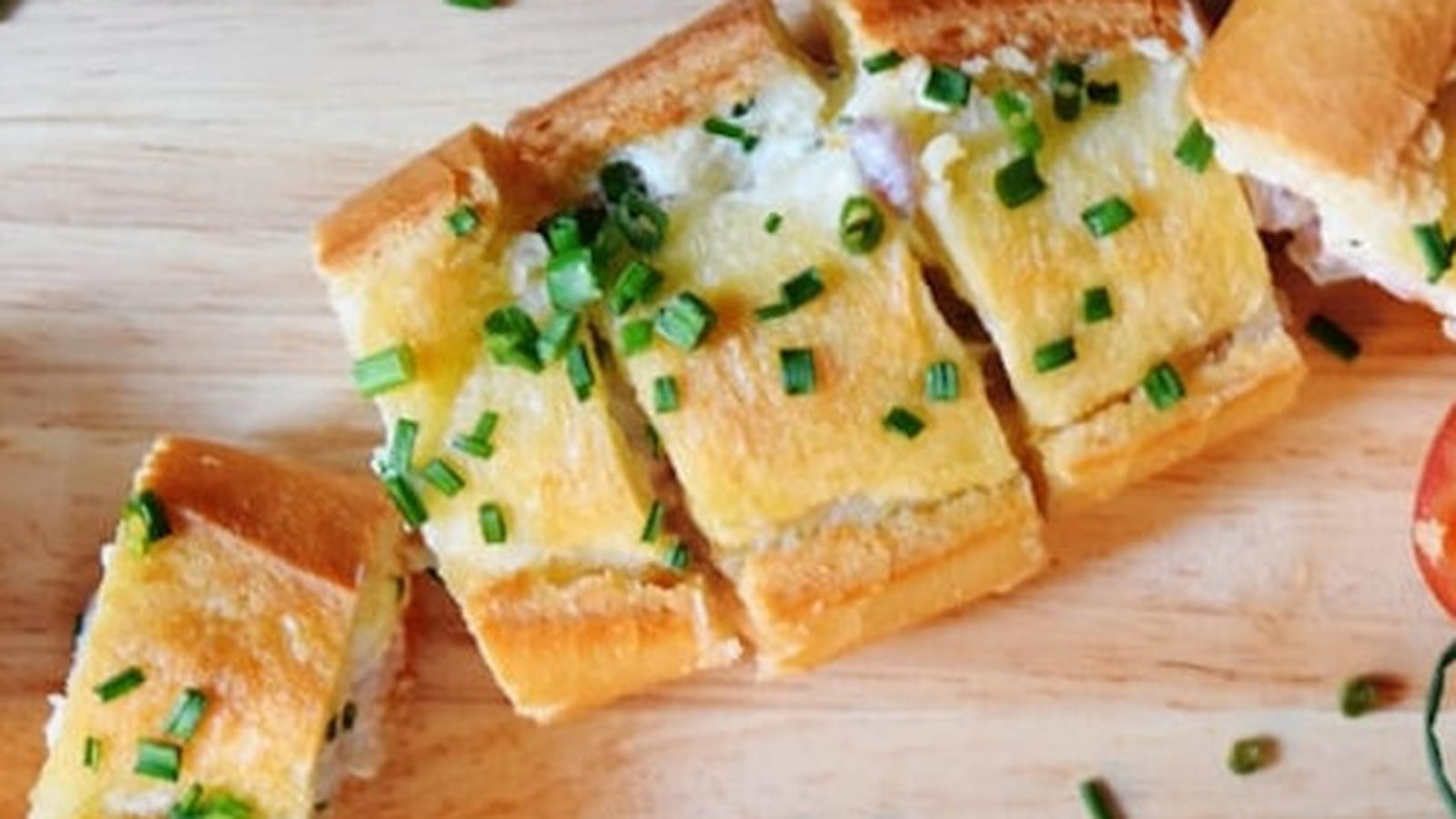 Baguette garnie aux lardons