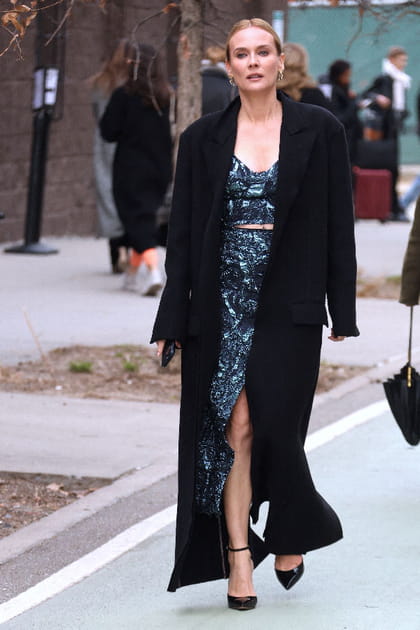 Diane Kruger en top et jupe fendue bleu et noir au d&eacute;fil&eacute; Jason Wu