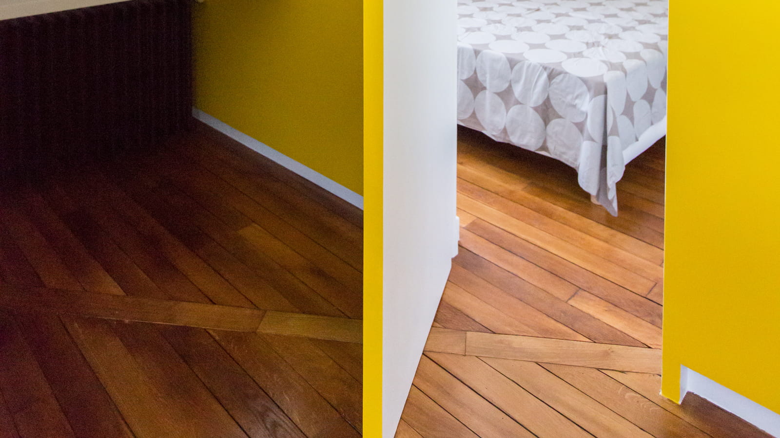 Jaune or