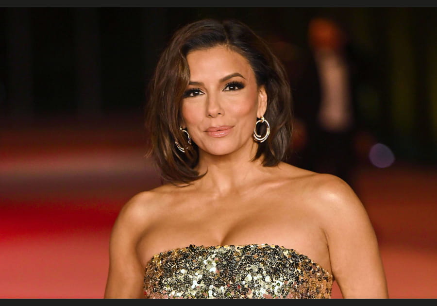 Eva Longoria, &eacute;blouissante avec son carr&eacute; d&eacute;grad&eacute;