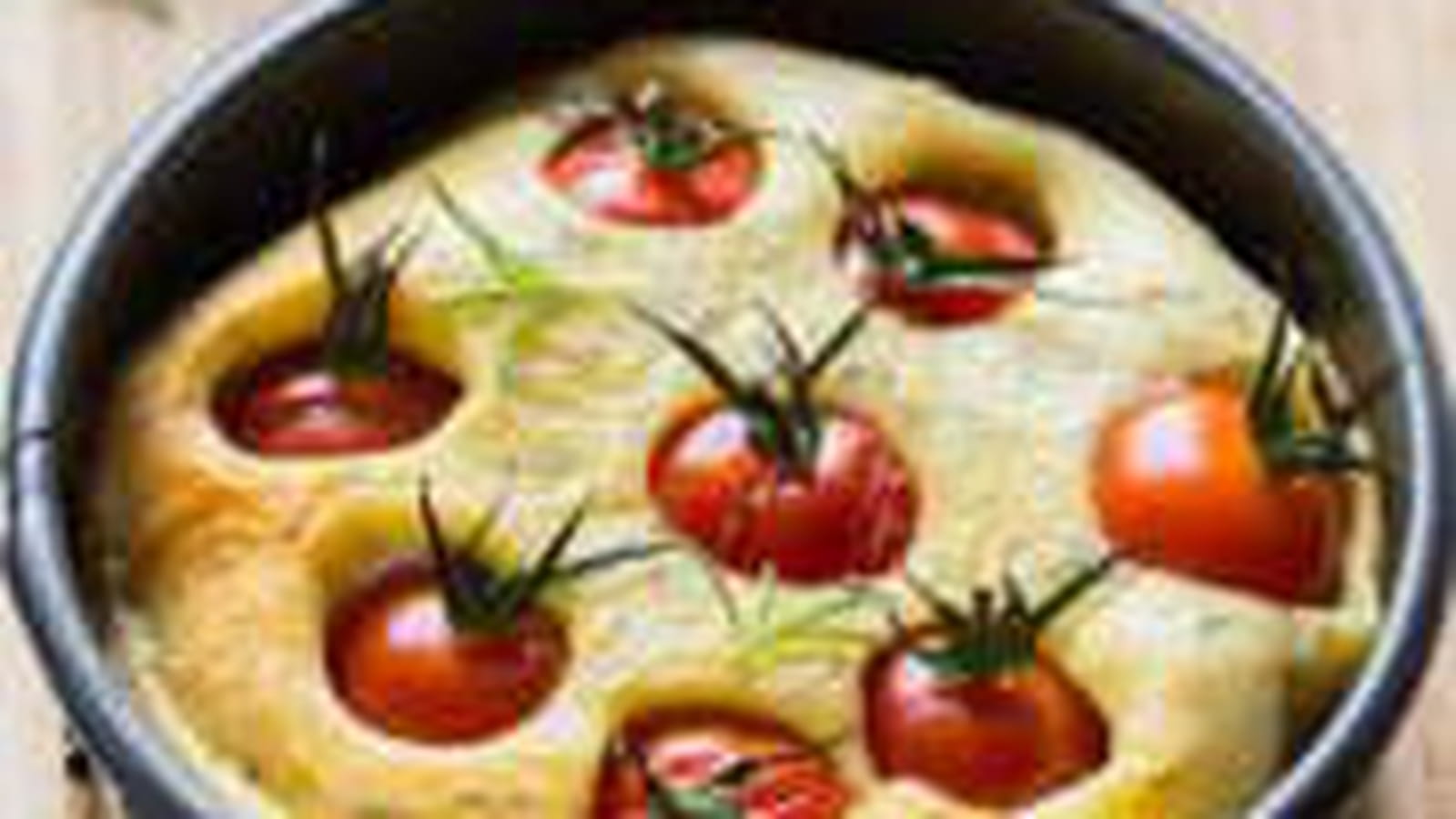 Clafoutis de tomates cerise à l'huile d'olive et au romarin