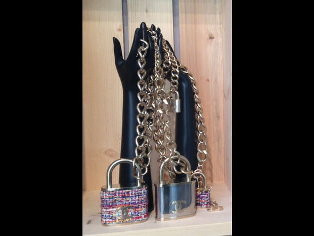 Des chaînes et des cadenas