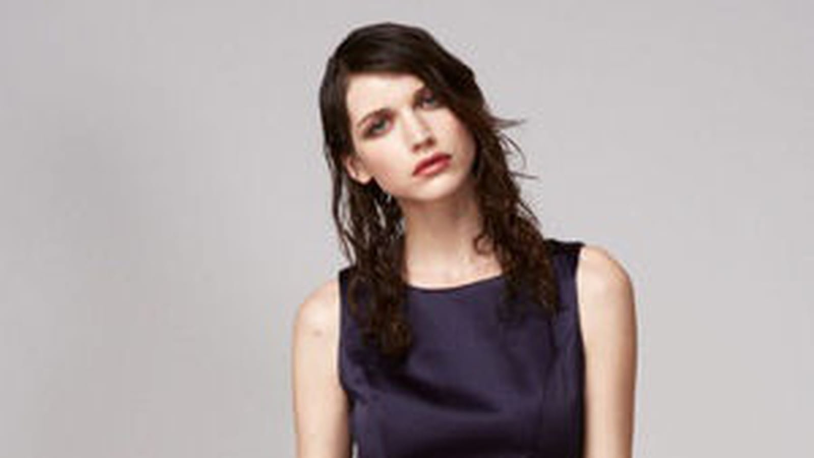 Robe bleu nuit de Sinéquanone