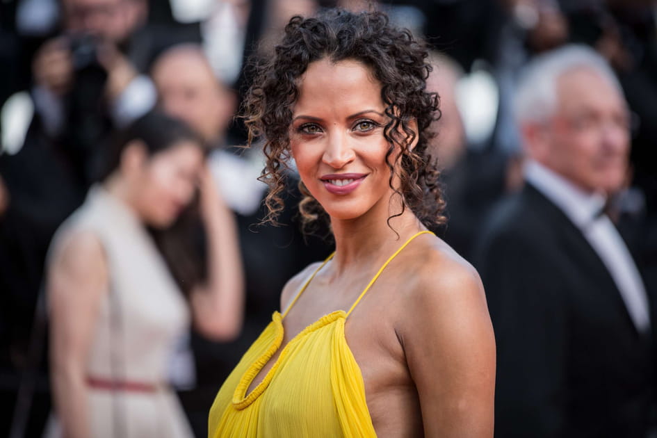 Le chignon fris&eacute; de No&eacute;mie Lenoir