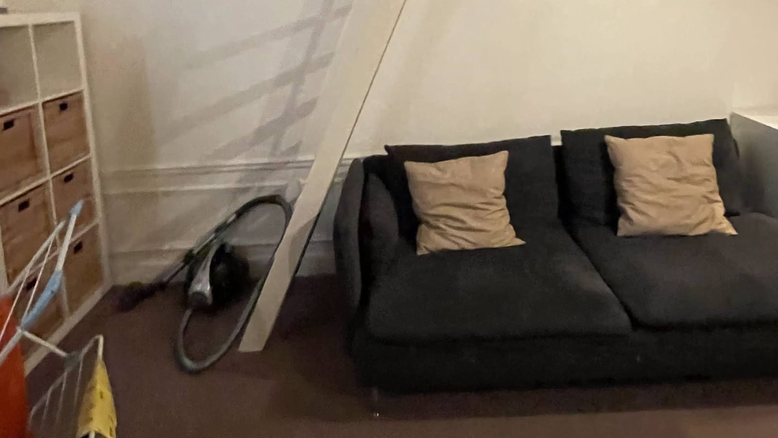 Accès mezzanine avant