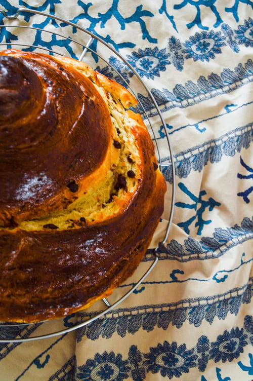 Brioche roulée aux pépites de chocolat