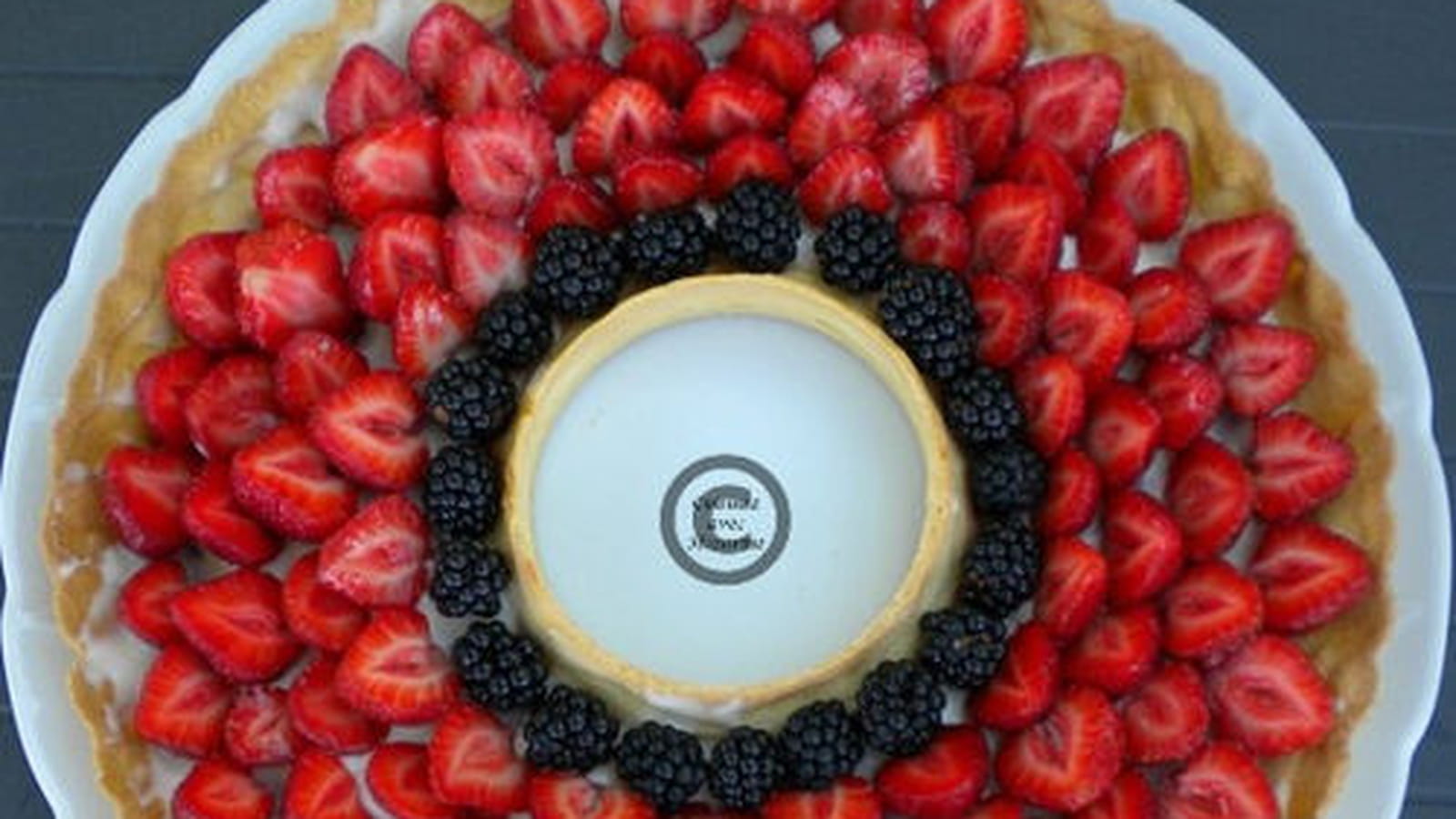Tarte à la fraise et aux mûres