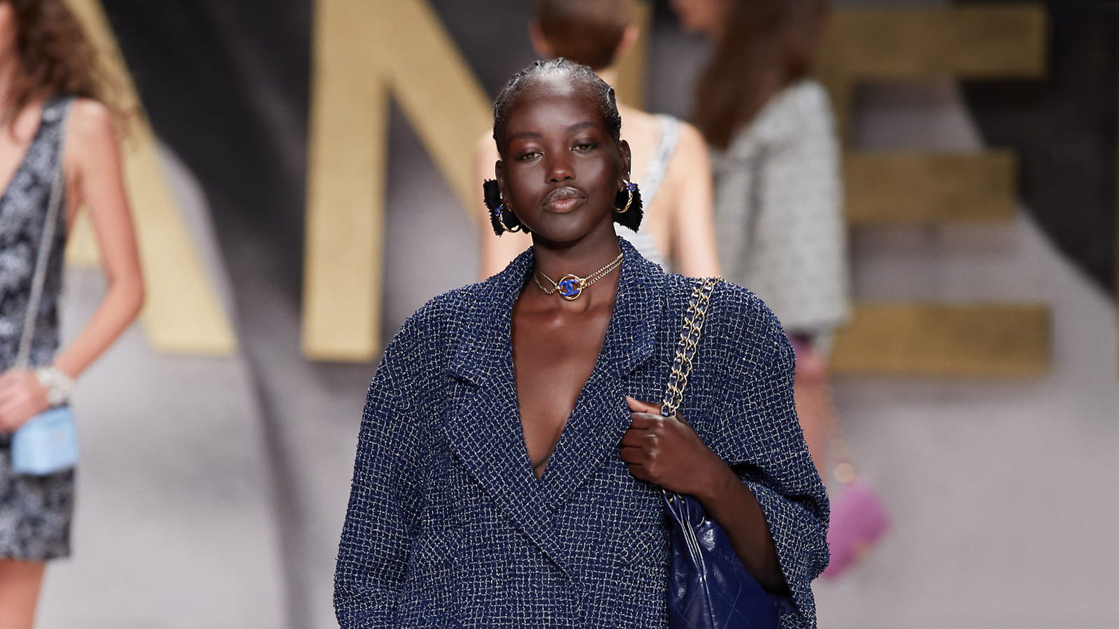 Look 56