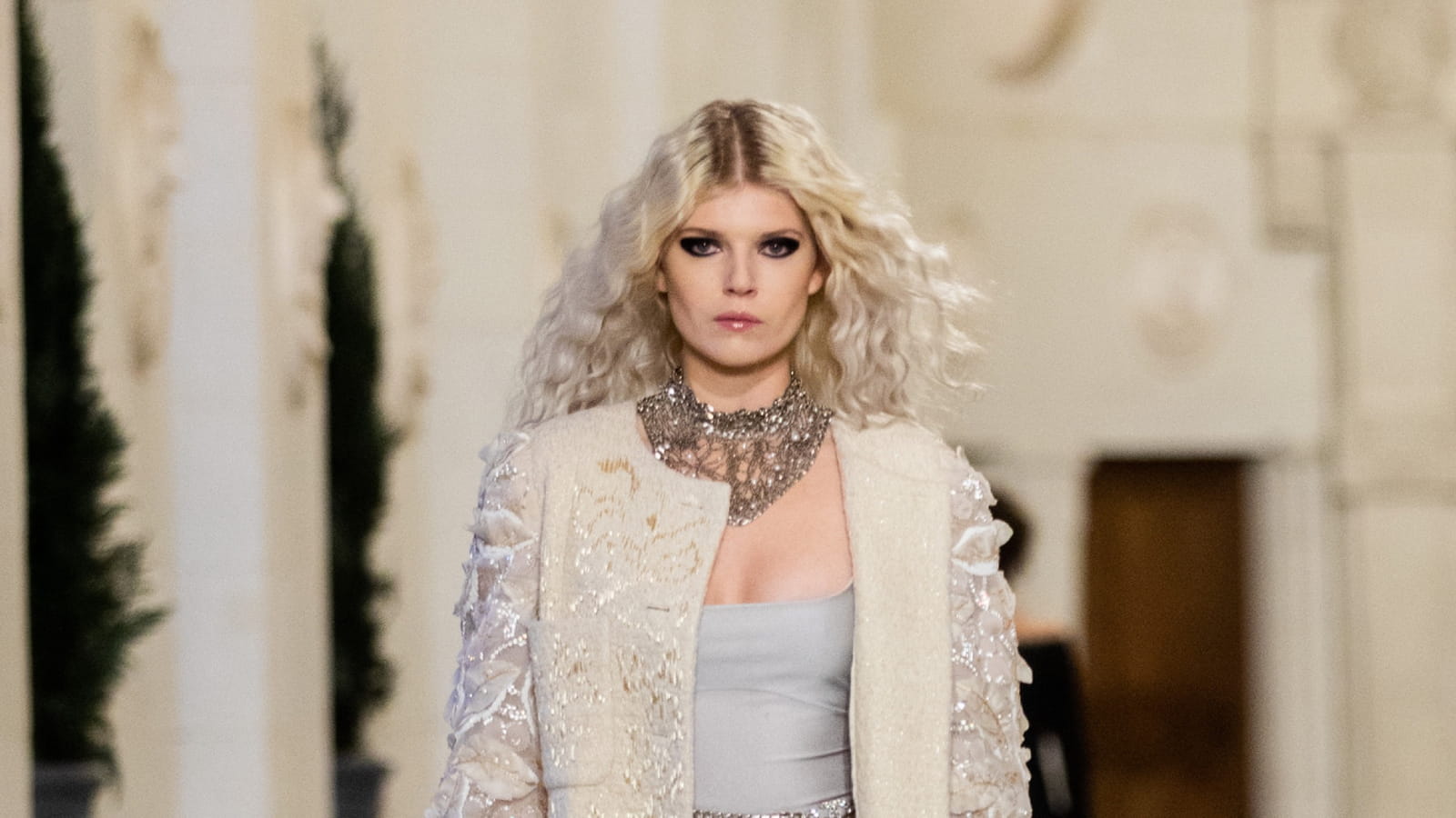 Look 53