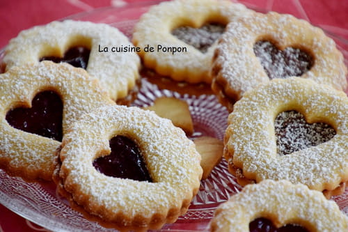 Sablés garnis de gelée de mûres