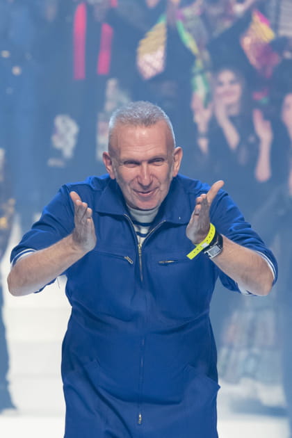 Jean Paul Gaultier lors du final de son d&eacute;fil&eacute; Haute Couture
