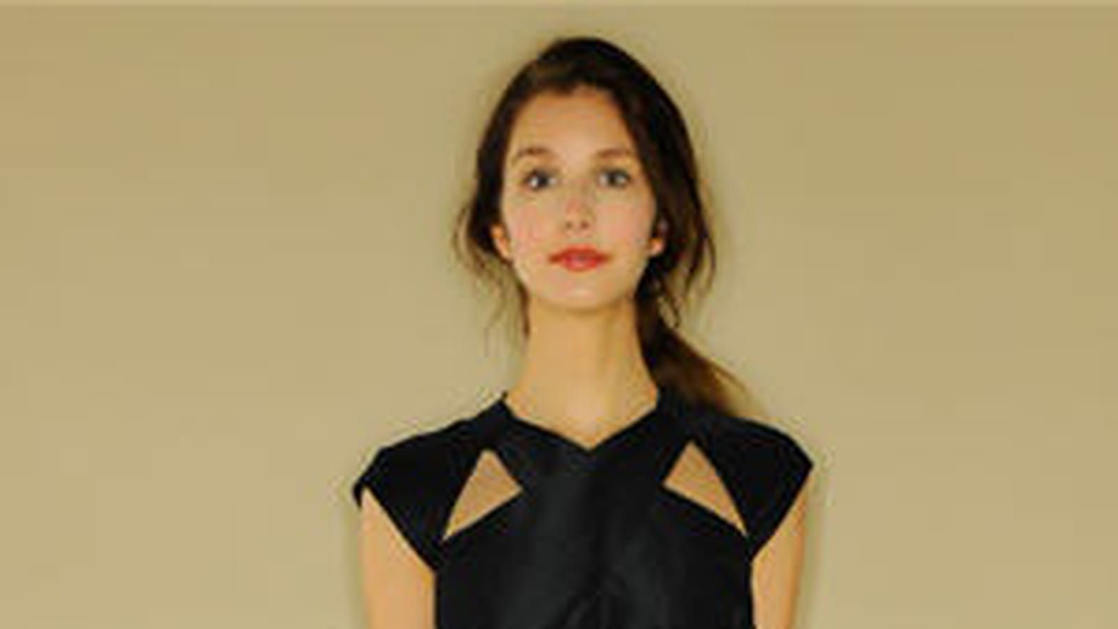 Robe noire en taffetas de Mademoiselle Tara