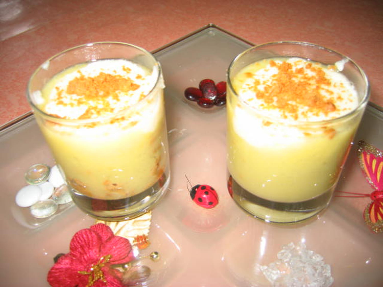 Compote de rhubarbe en verrine et semoule au lait