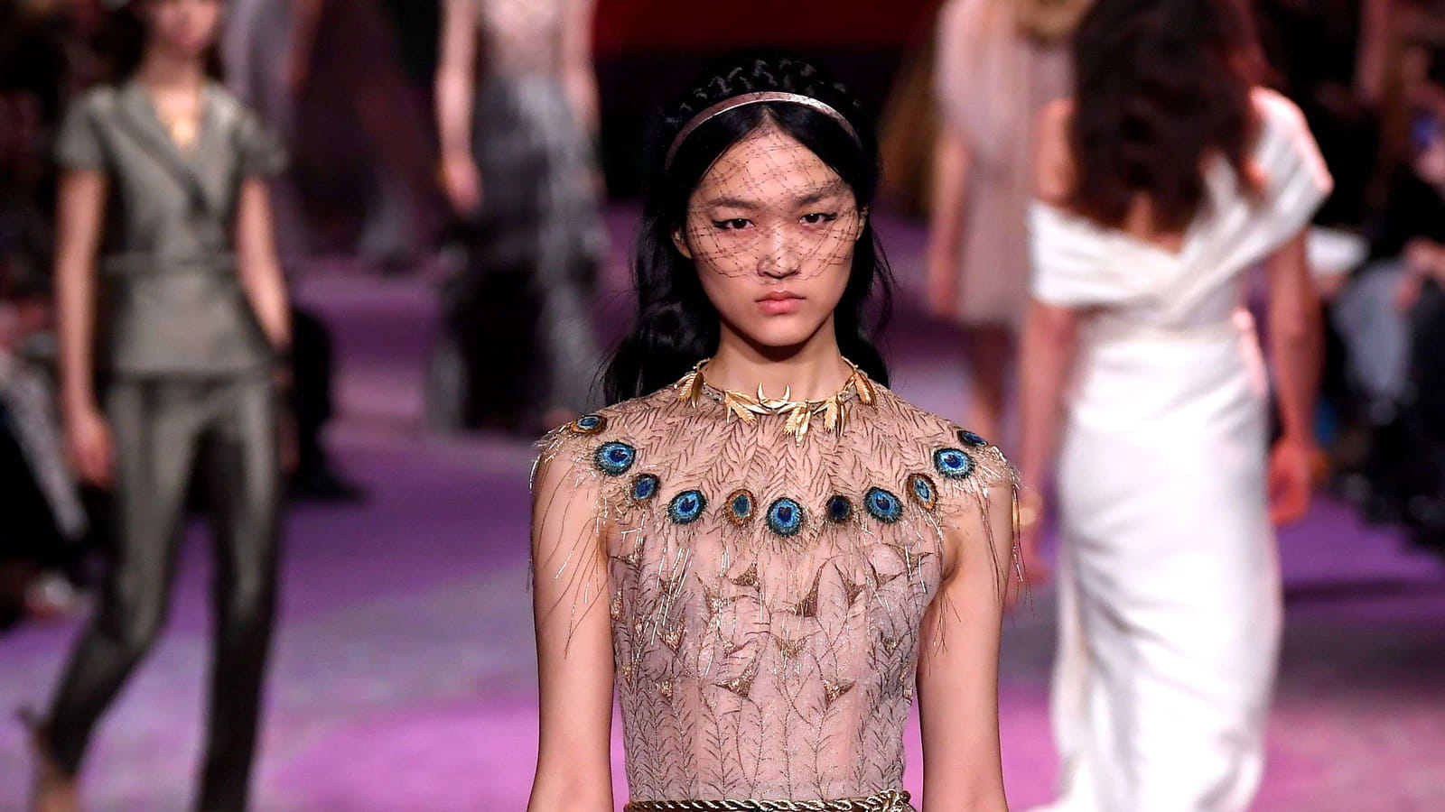 Look 37