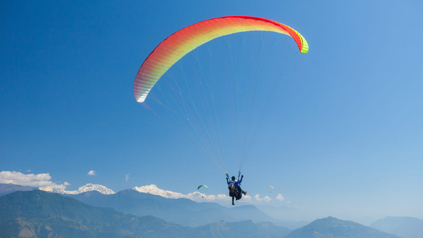 Un saut en parachute