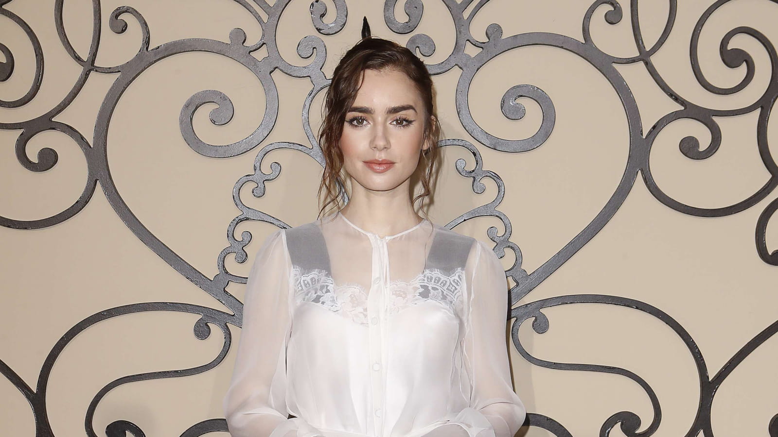 Lilly Collins