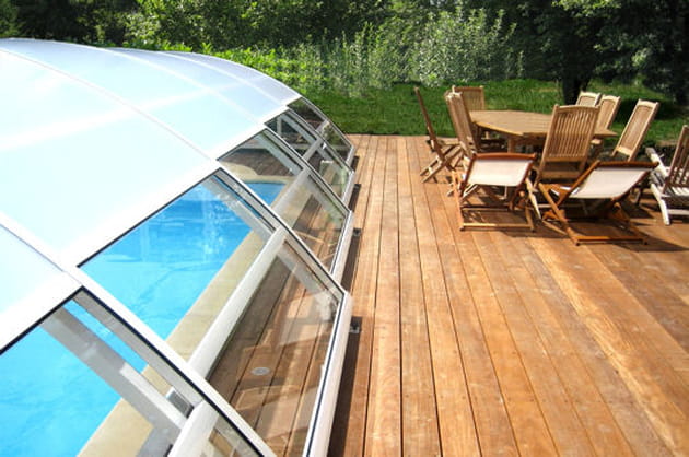 Modèle mi-haut d'Eccreation