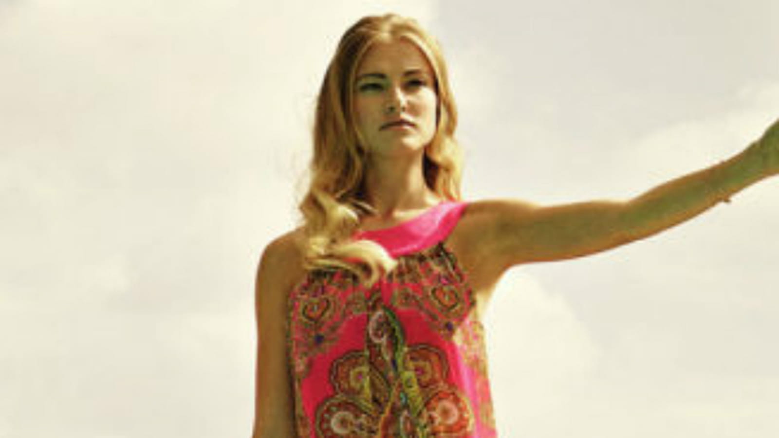 Robe Ted Baker