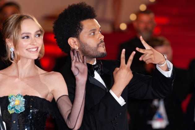 Lily-Rose Depp et The Weeknd vous font signe !