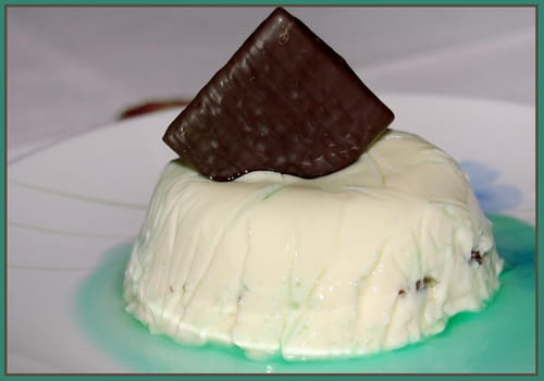 Entremet au chocolat blanc et After-Eight
