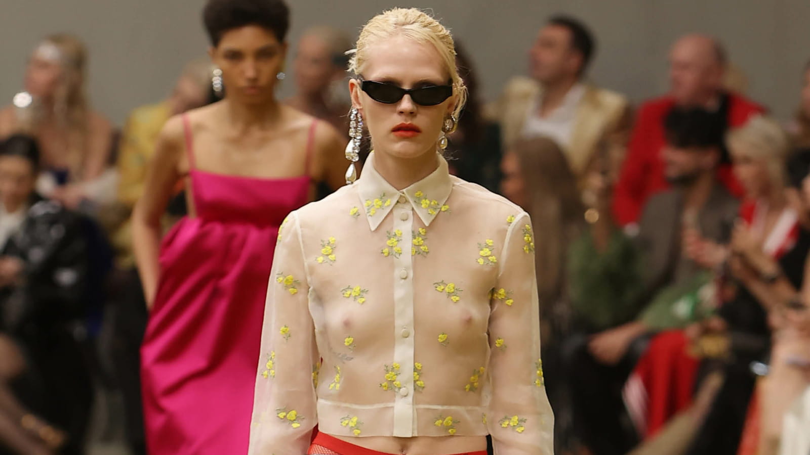 Look 25