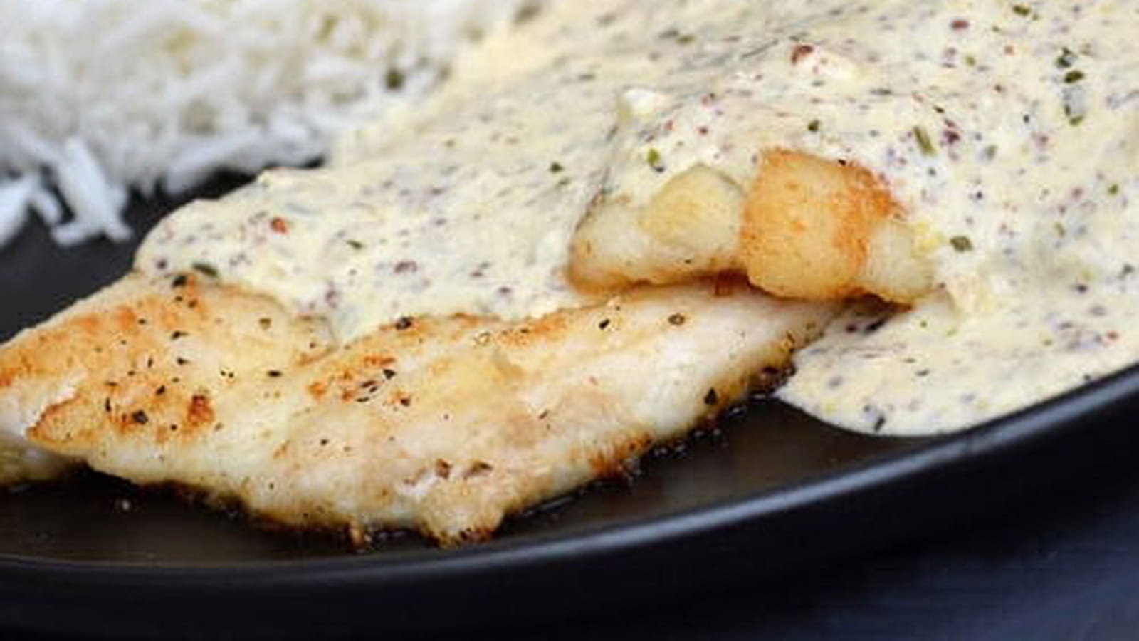 Filets de sole, sauce crémeuse à l'échalote, estragon et moutarde à l'ancienne
