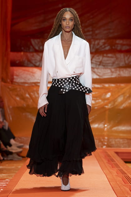 Look 7 du défilé Louis Vuitton printemps-été 2024