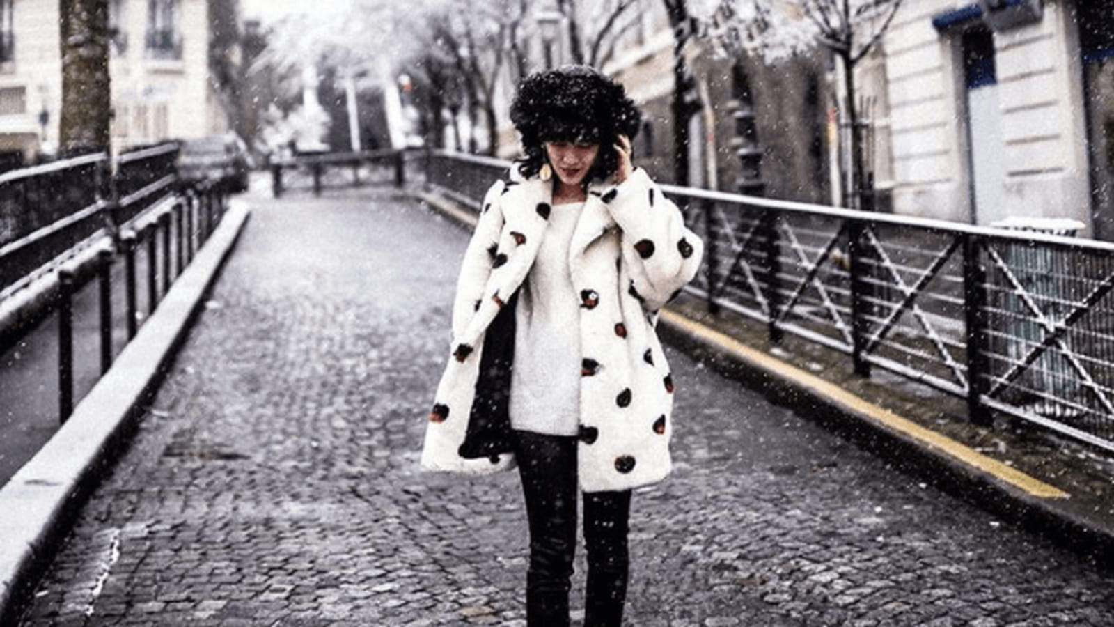 @Dressingleeloo