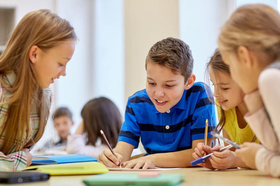 Semaine de la presse à l'école : apprendre à mieux s'informer