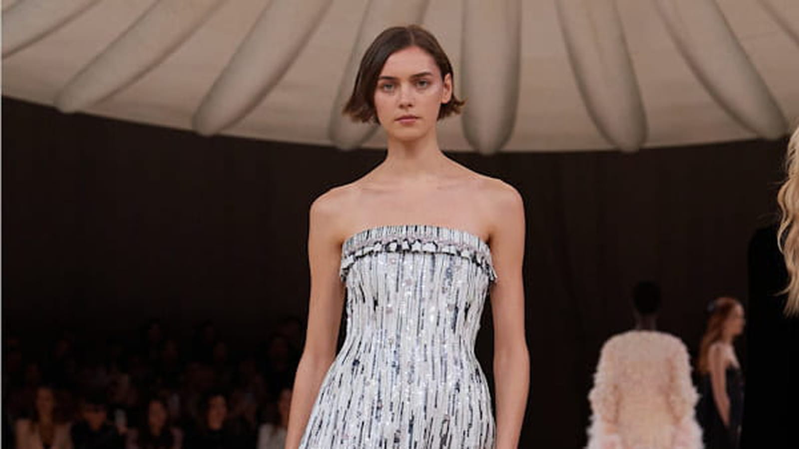 Look 49 du défilé Chanel