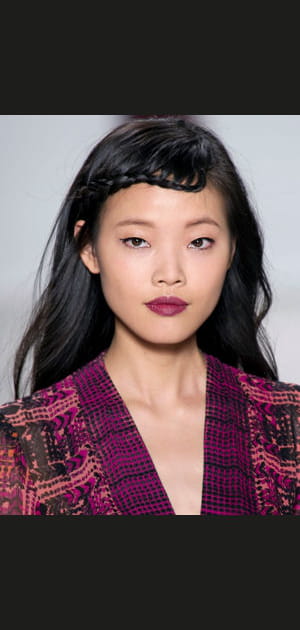 Le rouge &agrave; l&egrave;vres violine