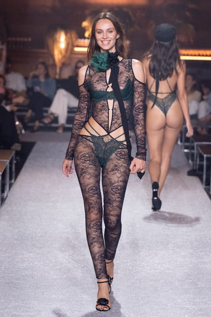 Look 23&nbsp;du d&eacute;fil&eacute; Etam Live Show 2023