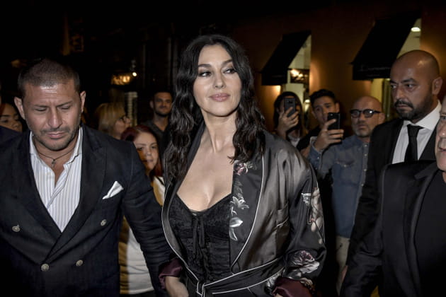 Monica Bellucci, sublime &agrave; l'anniversaire de Domenico Dolce