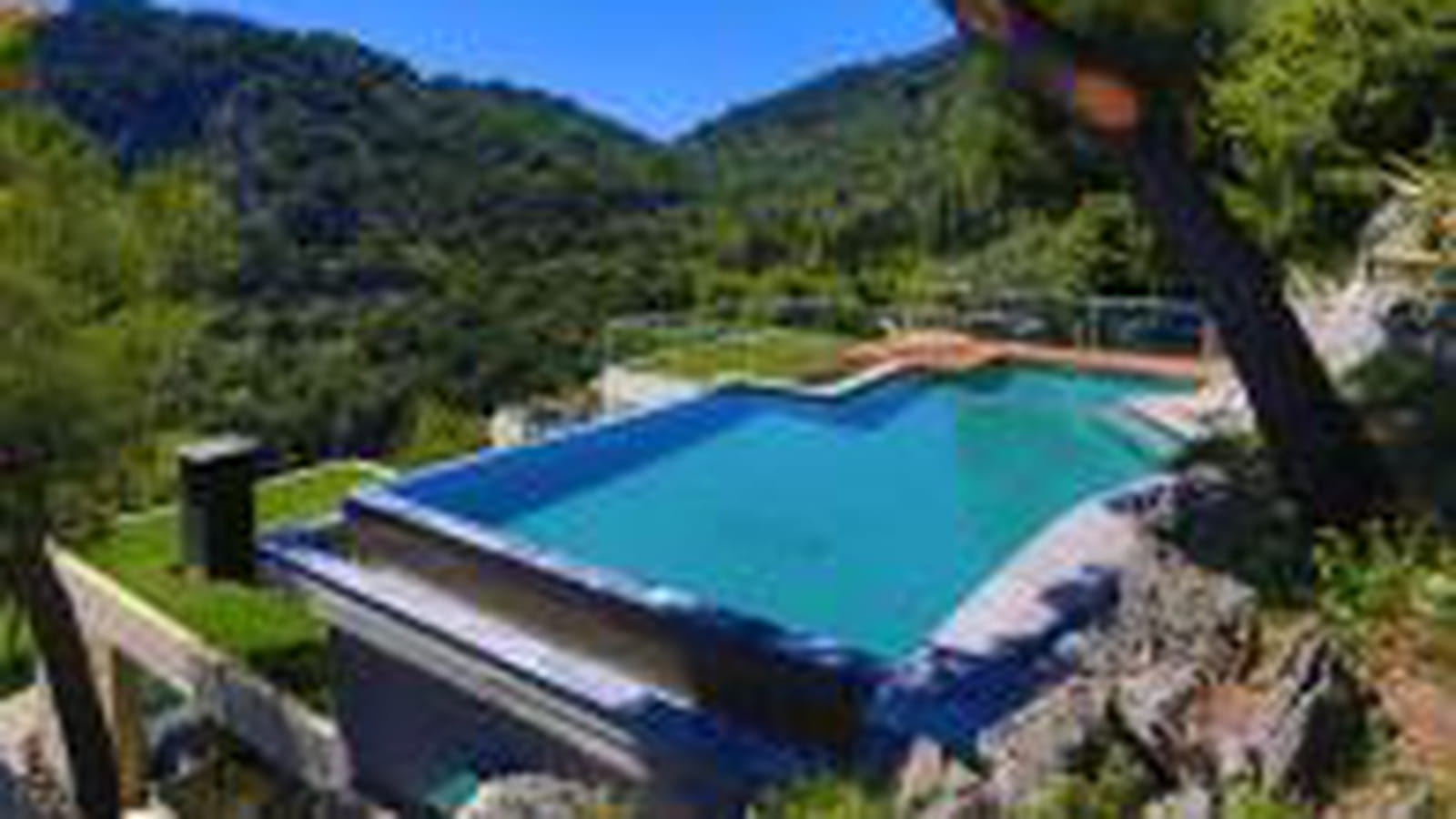 Piscine d'exception or