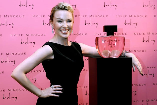 Lancement de son parfum, "Darling"
