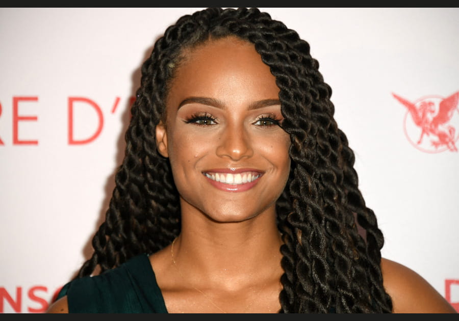 Les paupi&egrave;res scintillantes d'Alicia Aylies