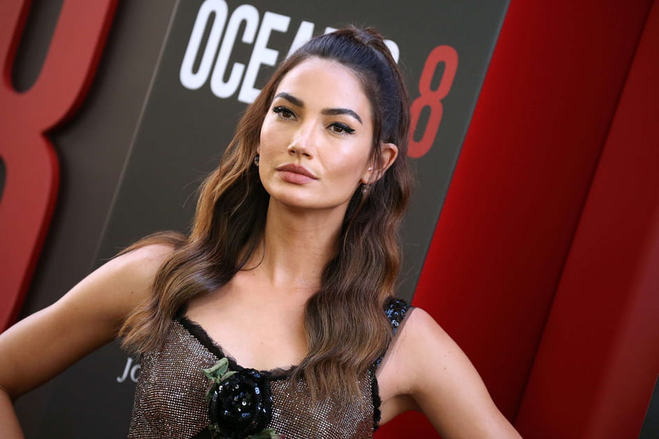 Le Mermaid hair avec demi queue-de-cheval de Lily Aldridge