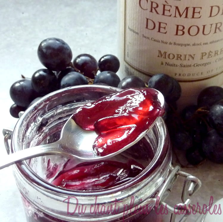 Recette de Gelée de raisin à la crème de cassis