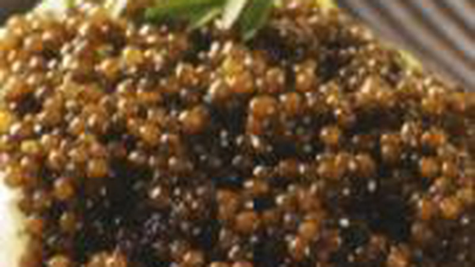 Bouchée poireaux, pomme de terre au caviar, sauce crème et bière