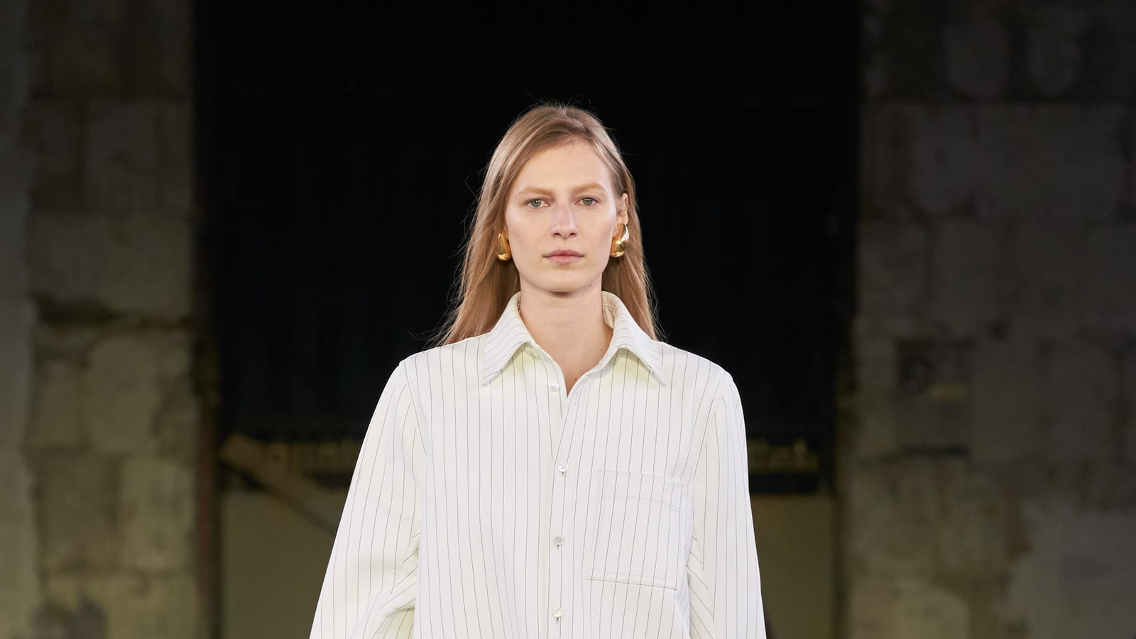 Look 32