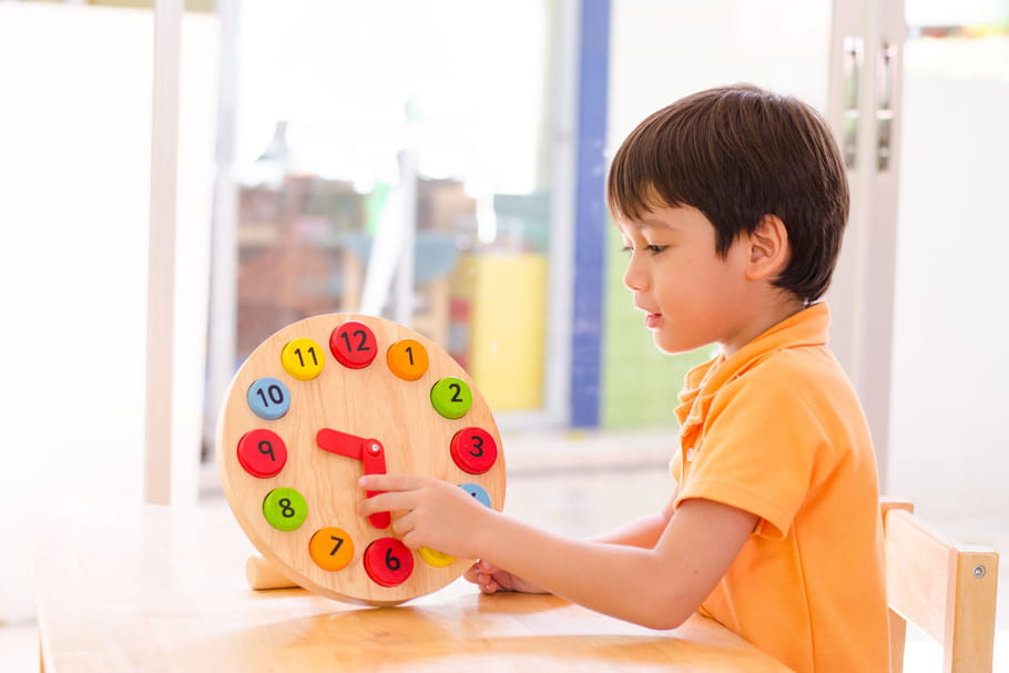 10 idées pour lui apprendre à lire l'heure
