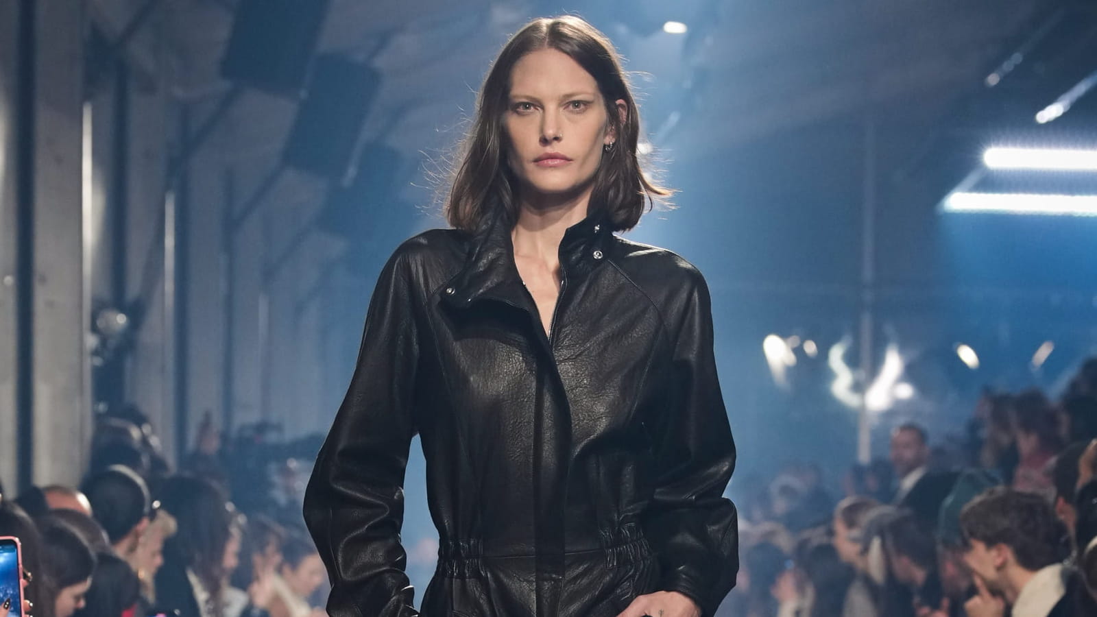 Look 50