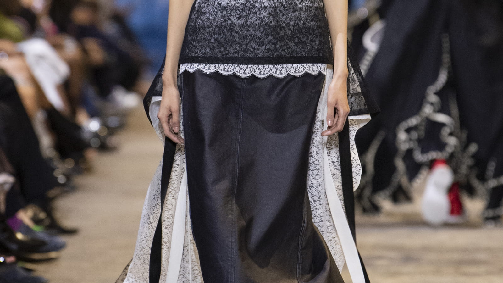 Look 11