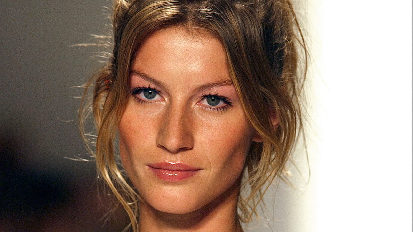 Gisele Bündchen, 22 ans