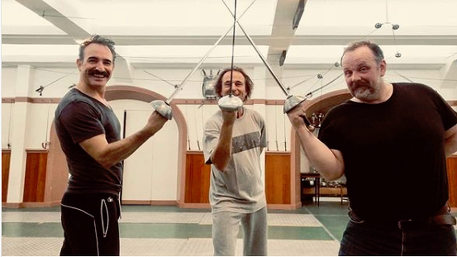 Jean Dujardin, Michel Carliez, Gregory Gadebois