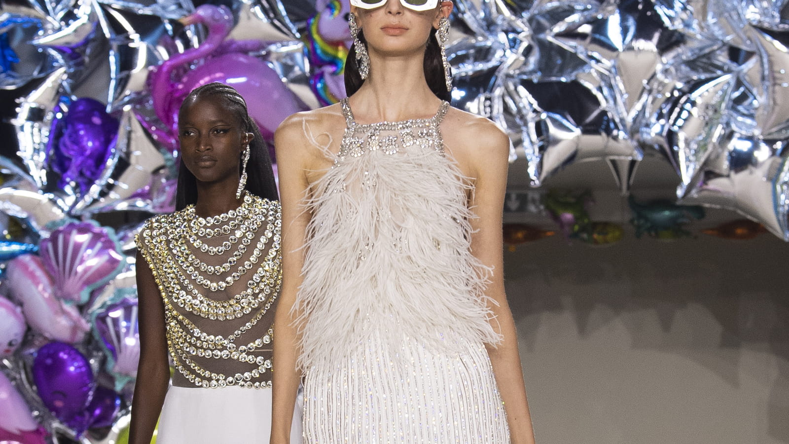 Look 15